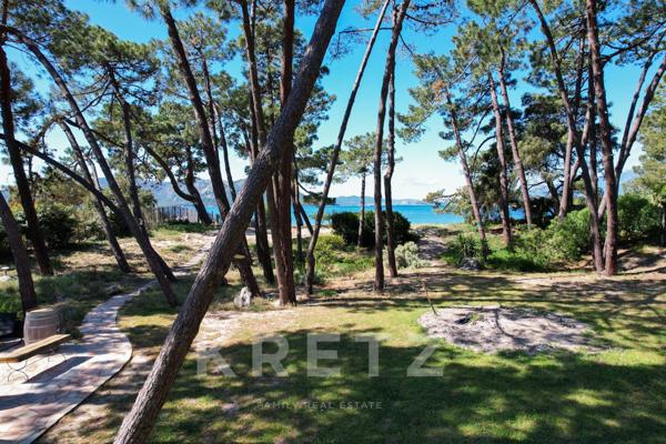 DOMAINE EXCEPTIONNEL LES PIEDS DANS L’EAU