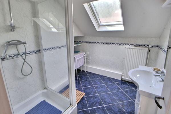 Maison Vaux Sur Seine 5 pièce(s) 109 m2 €249 900 ** - Référence 977