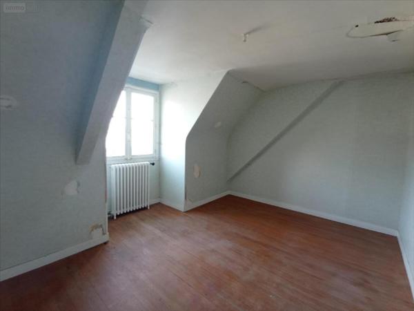 Immeuble à vendre à Condé-en-Normandie dans le Calvados (14110), ref : 14085-3531