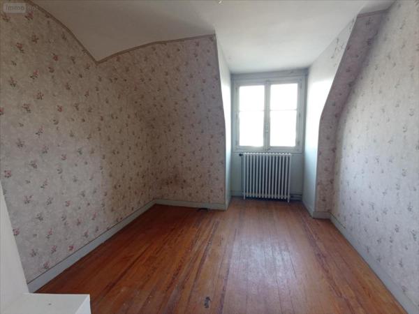 Immeuble à vendre à Condé-en-Normandie dans le Calvados (14110), ref : 14085-3531