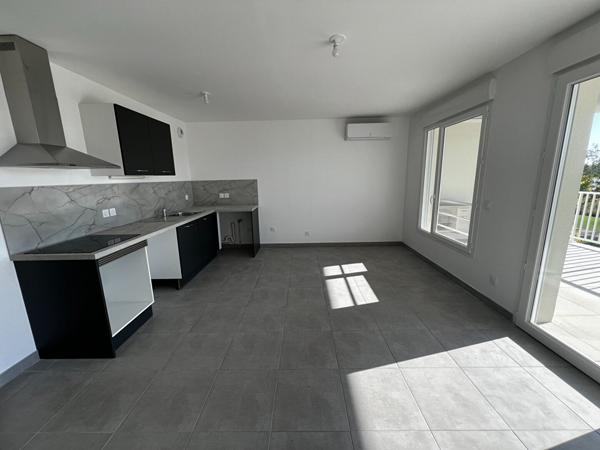 A VENDRE Appartement Monteux 4 pièce(s) 74.71 m2