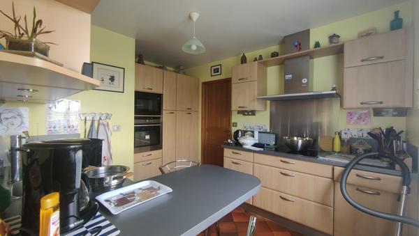 MAGNIFIQUE PAVILLON DE PRESTIGE DE 160 m² HAB SUR 1140 M² AVEC GARAGE ET DEPENDANCE ET VUE IMPRENABLE Ons-en-Bray (60650)