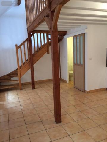 Appartement à louer à Brionne dans l'Eure (27800), ref : 27049-L112