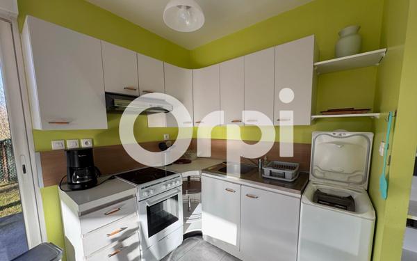 Appartement à louer    3 pièces •  Saint-Étienne-de-Saint-Geoirs