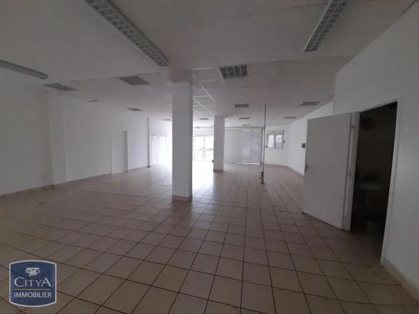 Local commercial à louer 160m² Chenôve (21300)