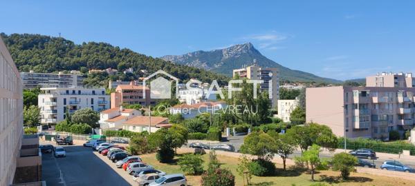 T4 avec balcon et cave, résidence gardiennée