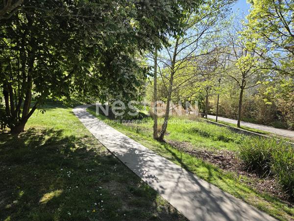 Appartement 4 pièces à vendre à Massy - 79.55 m² avec terrasse et parking