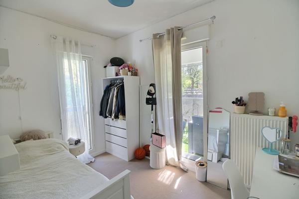 Appartement 4 pièces à vendre à Massy - 79.55 m² avec terrasse et parking