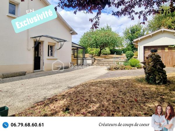 Nous vous proposons en exclusivité cette maison en pierre composée de :
-Au rez-de-chaussée: cuisine, grande pièce de vie lumineuse avec cheminée, WC séparé, buanderie, véranda chauffée. Accès à la cave.
-A l'étage: 3 chambres, un espace de stockage, une salle d'eau, WC séparé.

A l'extérieur: un garage non attenant, cabanon, volières. Grand jardin arboré entièrement clos (arbres fruitiers).

Tout à l'égout, chaudière récente, double vitrage (sauf 5 fenêtres de petite taille qui sont à changer), volets électriques, toiture en bon état.

Située à Pamproux, proche toutes commodités (école, commerce, gare TER), à 30 minutes de Niort et Poitiers, 15 minutes de Saint-Maixent-L'Ecole (Gare TGV Paris-Montparnasse).

Ce que nous en avons pensé : " Une très jolie maison qui mérite d'être remise au goût du jour. L'endroit est très peu passant et très calme. La jardin est également très agréable!"

Vendeurs, avis de valeur offert. Acquéreurs, bénéficiez de notre service financier.