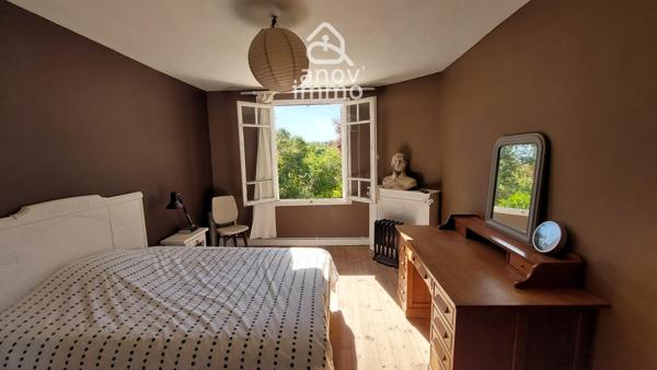 Maison 6 pièce(s) 4 chambre(s) 175 m²