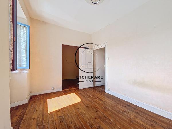 Mauléon-Licharre (64130) Maison centre ville de Mauléon-Licharre