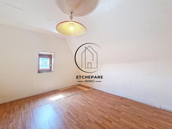 Mauléon-Licharre (64130) Maison centre ville de Mauléon-Licharre