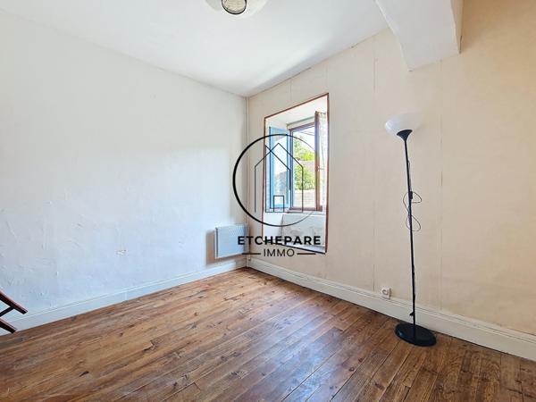 Mauléon-Licharre (64130) Maison centre ville de Mauléon-Licharre