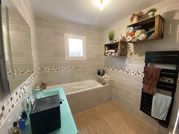 Exclusivite a 2 min Rochefort - Echillais - Maison recente 3 chambres garage jardin