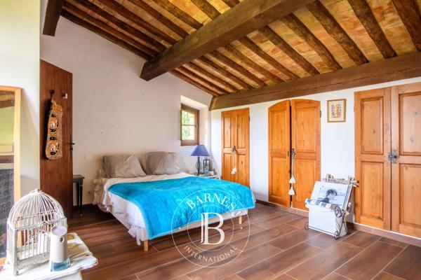 Saint-Cyr-sur-Mer, Maison 4 Chambres -  230 m² à vendre