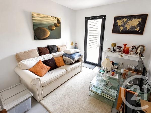 Appartement T4 à vendre  4 pièces - 83,70 m 2   LA ROCHELLE  - 17