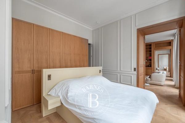 Paris 6ème, Appartement 3 Chambres -  172 m² à vendre