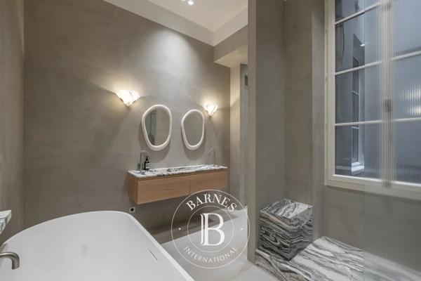 Paris 6ème, Appartement 3 Chambres -  172 m² à vendre