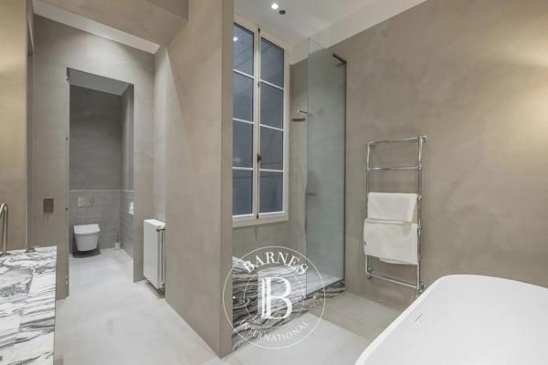 Paris 6ème, Appartement 3 Chambres -  172 m² à vendre