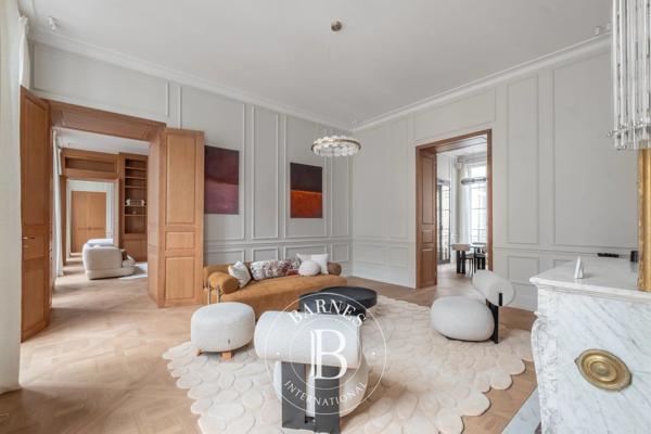 Paris 6ème, Appartement 3 Chambres -  172 m² à vendre