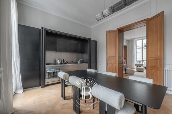 Paris 6ème, Appartement 3 Chambres -  172 m² à vendre