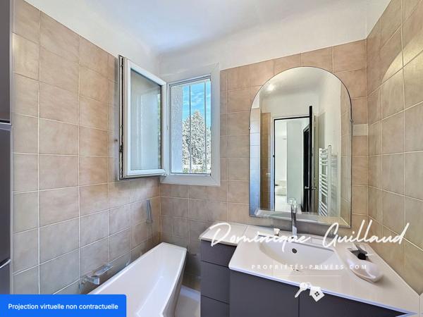 Maison -5 pièces-Nîmes (secteur Jean-Jaurès / place Séverine)