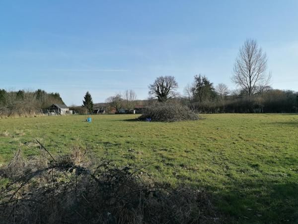 Terrain à Le Mêle-sur-Sarthe, 61170 - 4272m²