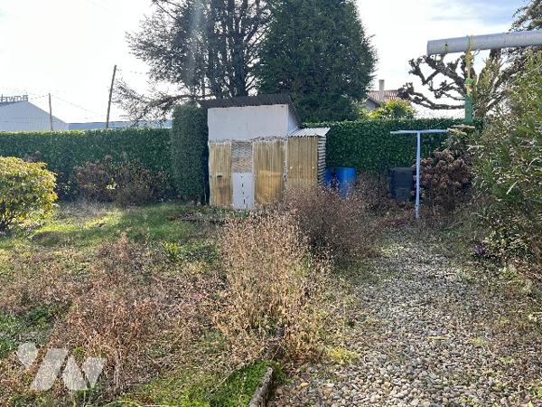 Maison de 82 m² habitables exposée SUD, avec jardin de 479 m², sous-sol de 40 m² et garage de 24 m².