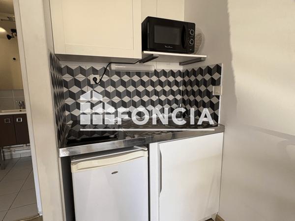 Location Studio meublé 18.33 m² - 19 RUE BOREAU Angers 49000