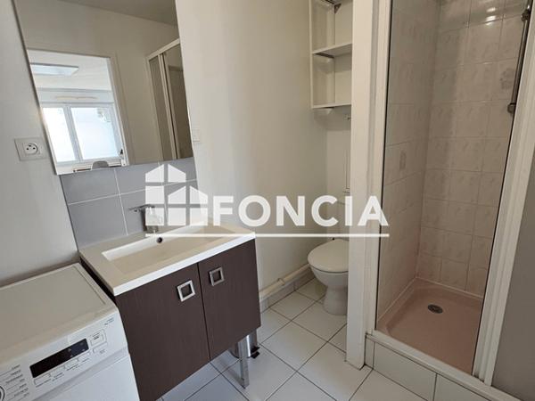 Location Studio meublé 18.33 m² - 19 RUE BOREAU Angers 49000