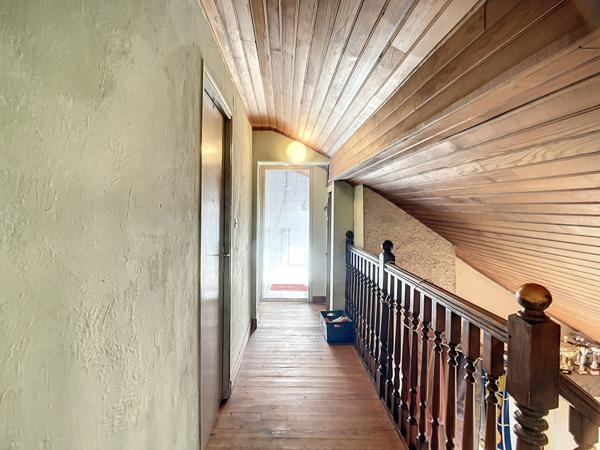 A vendre Immeuble de rapport avec maison T5, Local commercial et appartement