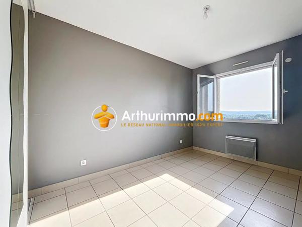 Vente Maison 4 pièces 90 m2 à Bourgoin-Jallieu