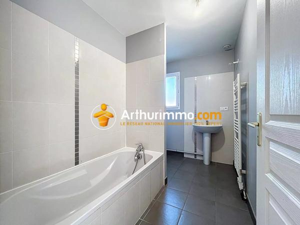 Vente Maison 4 pièces 90 m2 à Bourgoin-Jallieu