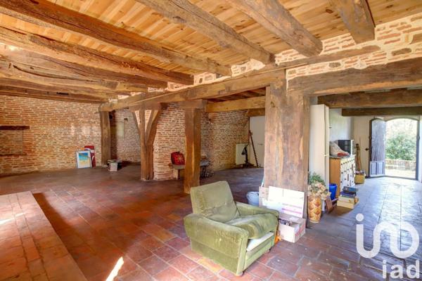 Maison de village 10 pièces de 364 m² à Brens (81600)