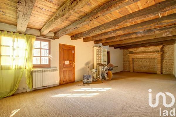 Maison de village 10 pièces de 364 m² à Brens (81600)