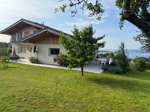 Villa d'exception avec vue panoramique sur le Léman et les Mémises