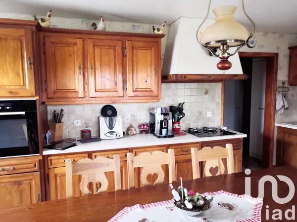 Ferme 11 pièces de 370 m² à Montlebon (25500)