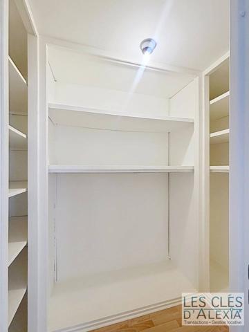 A LOUER - T3 lumineux avec balcon - GARAGE - CAVE
