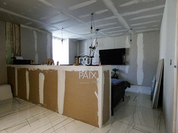 86330 SAINT JEAN DE SAUVES Maison Saint Jean De Sauves 6 pièce(s) 138.98 m2