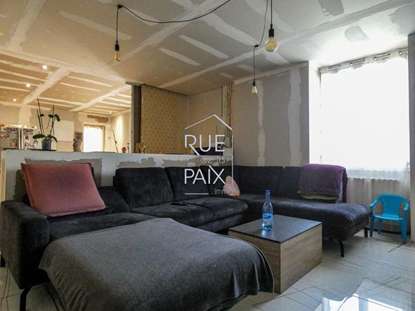 86330 SAINT JEAN DE SAUVES Maison Saint Jean De Sauves 6 pièce(s) 138.98 m2