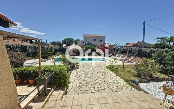 Maison à vendre    5 pièces •  Pia