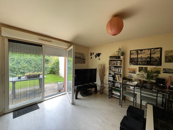 QUIMPER A VENDRE APPARTEMENT DE 2013 T2BIS AVEC LOCATAIRE EN PLACE