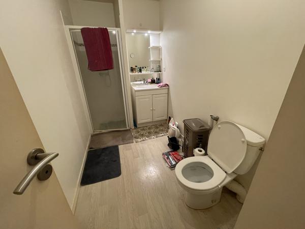 QUIMPER A VENDRE APPARTEMENT DE 2013 T2BIS AVEC LOCATAIRE EN PLACE