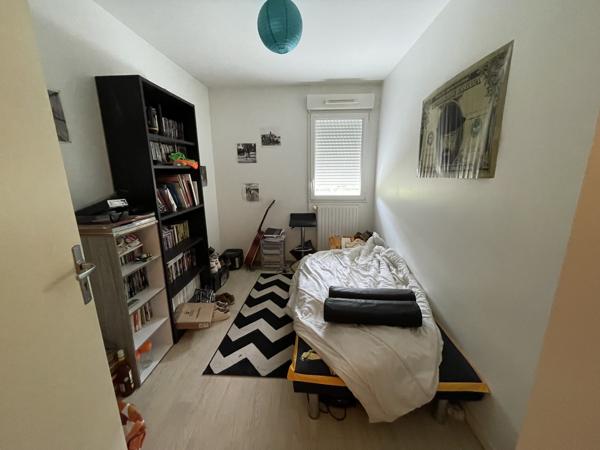 QUIMPER A VENDRE APPARTEMENT DE 2013 T2BIS AVEC LOCATAIRE EN PLACE