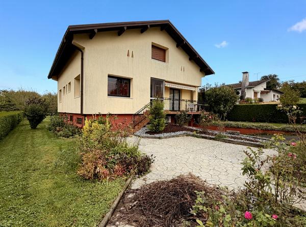 Maison de 130 m2 dans un cadre verdoyant - 4 chambres - TREVENANS