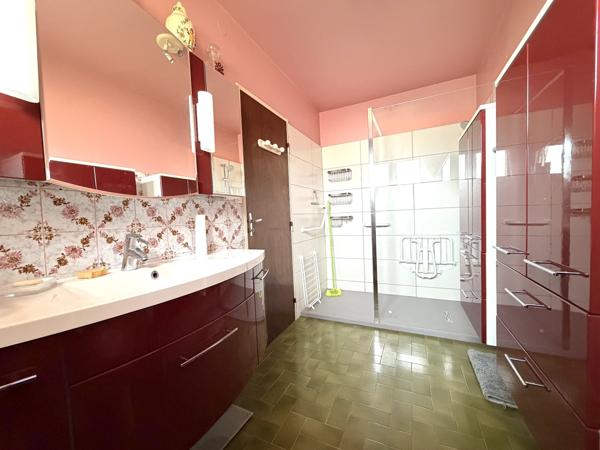 Maison de 130 m2 dans un cadre verdoyant - 4 chambres - TREVENANS