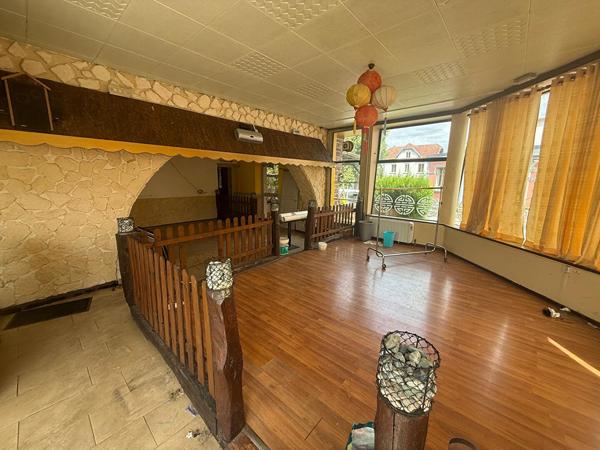 Immeuble 18 pièce(s) 350 m2