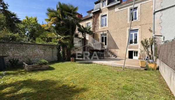 A VENDRE QUARTIER VESONE A PERIGUEUX  CHARMANTE MAISON DE VILLE