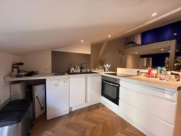 APPARTEMENT T1 MEUBLE - CENTRE VILLE POITIERS , Poitiers