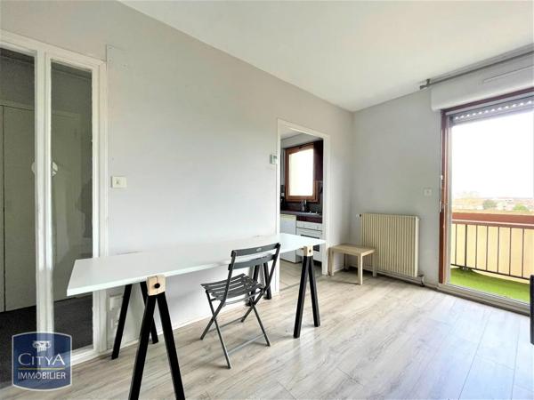 Appartement à louer 1 pièce 29.2m² Montauban (82000)